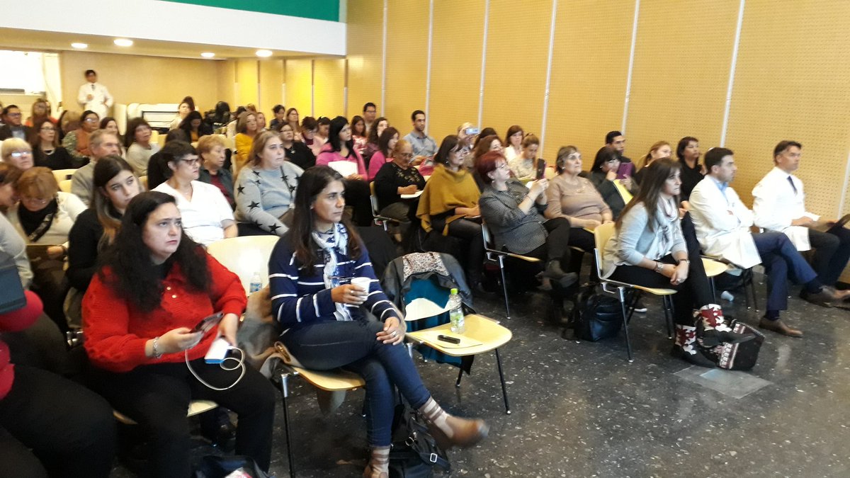 FundFavaloro's tweet photo. Agradecemos a todos los profesionales que hoy participaron del III Curso de Actualización en el Abordaje Multidisciplinario del Pie Diabético, dirigido por el Dr. @jdelvecchio2. https://t.co/WZbBla7V4C