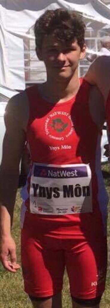 Pt1Body's tweet photo. Weeks of #rehabilitation #training and my young Island Games Sprinter is ready to compete with a week to go until they fly out!  #strengthtraining #athlete #corestrength #hamstringworkout #stabilisation #muscularstrength #trxtraining #trxsportsmedicine #personaltrainer #anglsey https://t.co/yLLnHkC8gf