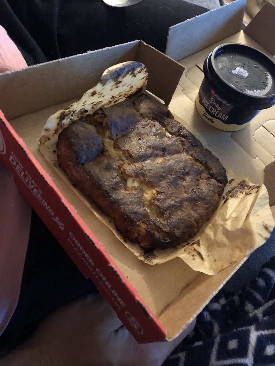 laura_burch's tweet photo. @pizzahutuk wanna leave the cookie in for any longer? Burn it a bit more? https://t.co/WEpZzxUr9S