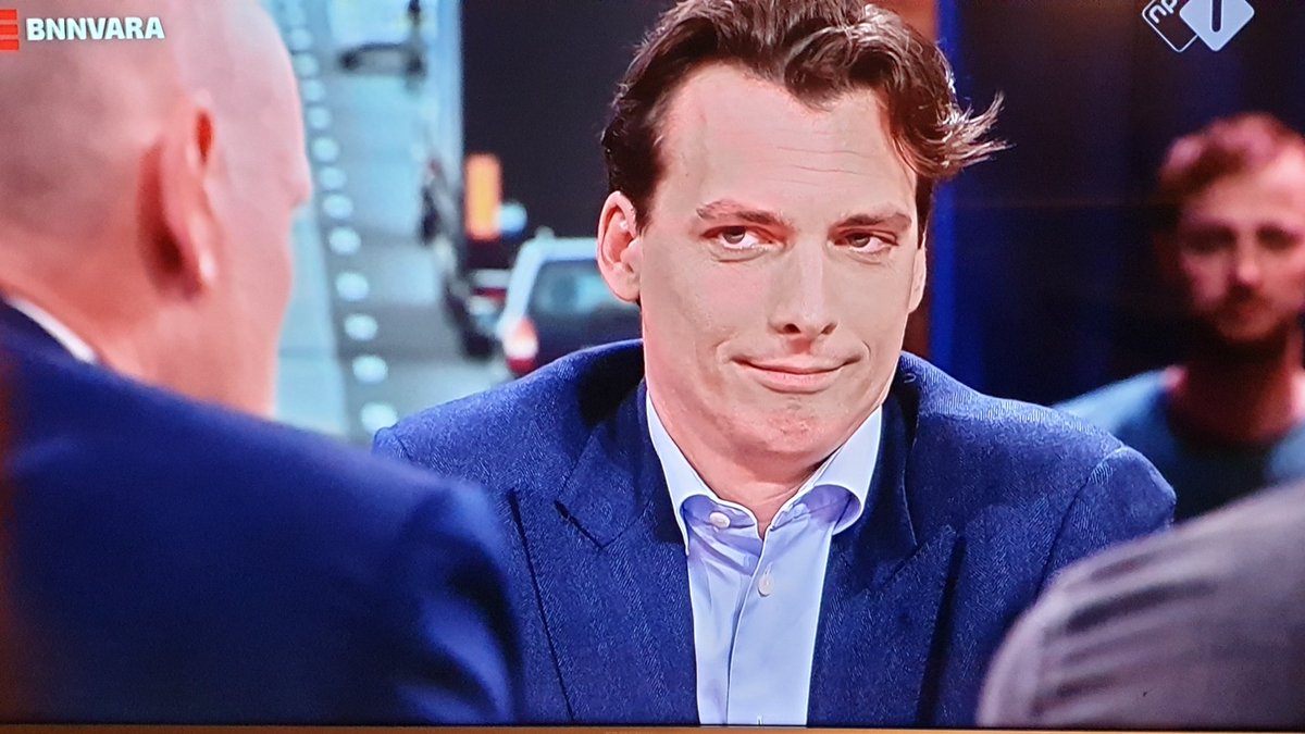 OscarBergamin's tweet image. #baudet: "Geboortebeperking in Afrika invoeren want daar wonen straks 4 Miljarden mensen die allemaal een airconditioning willen"; 🗣 #StopBullshit!  #klimaatakkoord #Pauw 🖕🏿 #zap 📺🔇