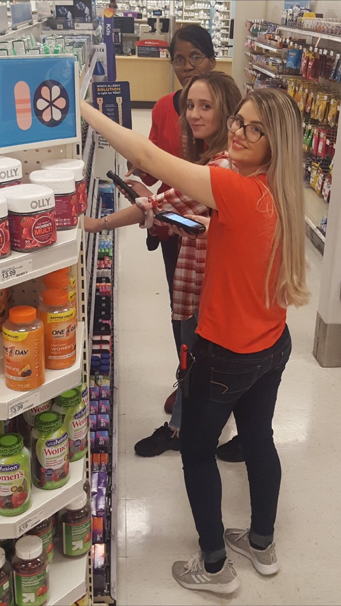 charliethomas85's tweet photo. Our OTC DBO and GM2 TL and newest Team member are working hard to get our allergy POG π― in stock. #AlwaystrainingAlwayslearning @#1940 #inthestoreonthefloor #ohioallergiesarebtheworst #EXF @sarah_hunsucker @I_Tob26 @ContrucciJoe @mindyjohnson36 https://t.co/ls4C6f3isa