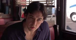 Happy birthday John Cusack. I felt so identificated with his character in High fidelity, very relatable performance. 
