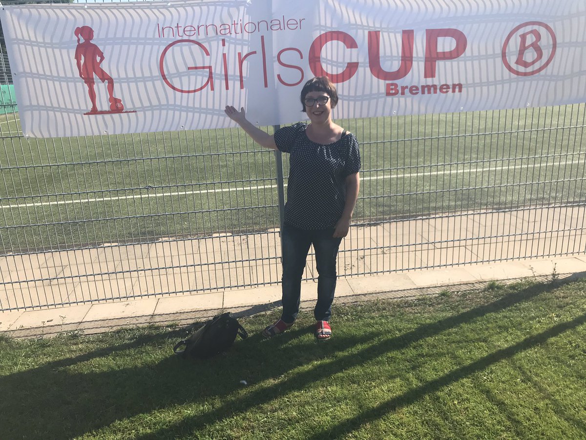 #GirlsCup w Bremen. W ostatniej chwili udało się zebrać fundusze na udział piłkarek z Biało-Zielone Gdańsk . Trzymajcie za nad kciuki.