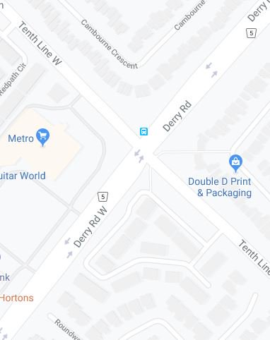 PeelPolice's tweet photo. #PRPMVC:
-Derry Rd W / Tenth Line W #Mississauga
- Reports of a transport truck and a car involved
- Officers attending
-Unknown injuries
-Call received 5:45pm
-No further details as of yet
-PR190236538 https://t.co/fBGjh1r3AO
