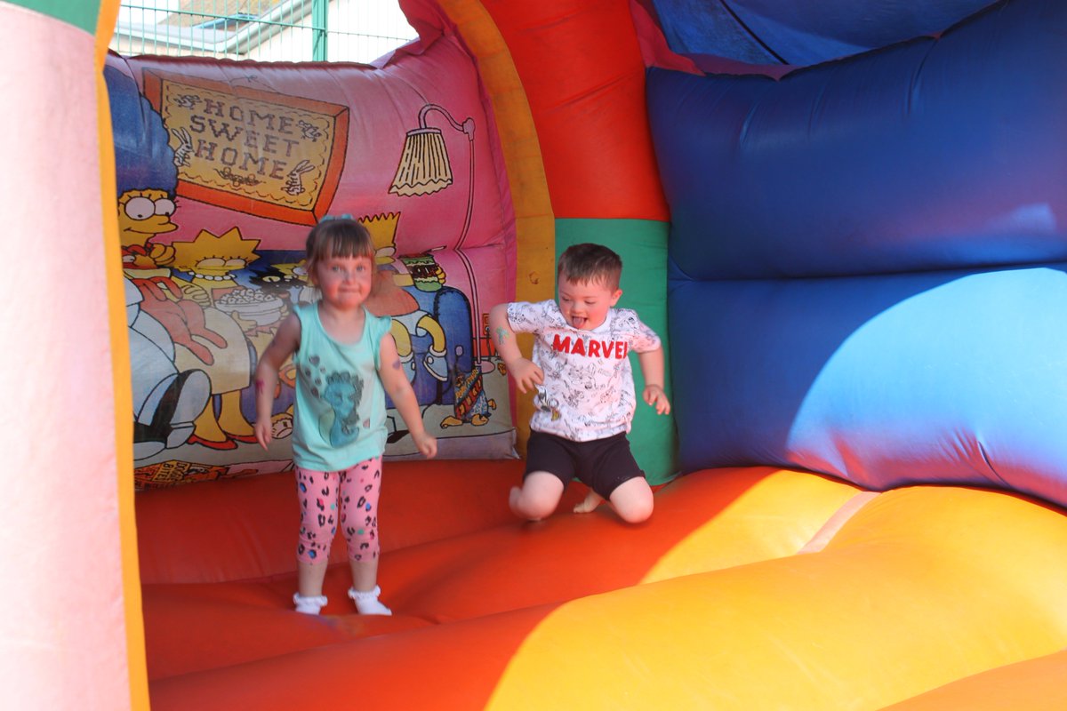 FrisInf's tweet image. All the fun of the fair @FrisInf @FrjsJun huge thanks to our PTA and Friends of FRJS