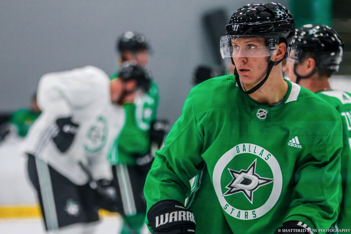 ShatteredLensTX's tweet photo. Joel Kiviranta (@KivirantaJoel) signed a 2 year entry-level contract with the @DallasStars on May 31st. Kiviranta was part of the Finnish team that won gold at the 2019 IIHF World Championships. #StarsDevelopmentCamp https://t.co/gx79FlnJpp