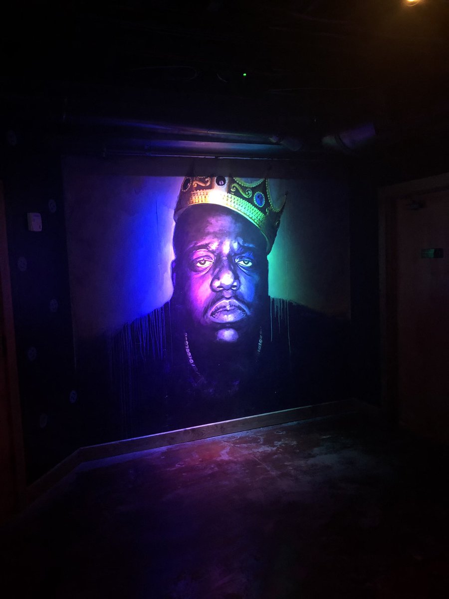 yesauntiecris's tweet photo. Murals are incredible. #SwitchRVA https://t.co/YmFJdqB92V