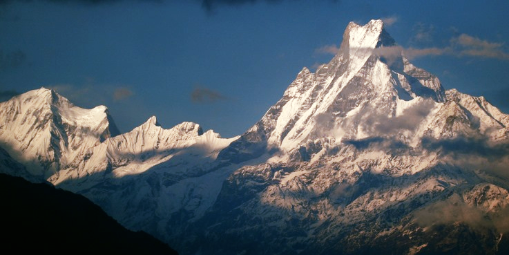 AFTreks's tweet photo. Splendid shot of the holy mountain, Mt. Fishtail (Machhapuichhre) 😍😊
#SaturdayMorning #hellosummer #Machhapuchhre #Annapurnaregion #HikingNepal #TeaHouseTrek #VisitNepalYear2020 #VNY2020 #Pokhara #Nepal #Aftreks https://t.co/kVYOmzDiJn
