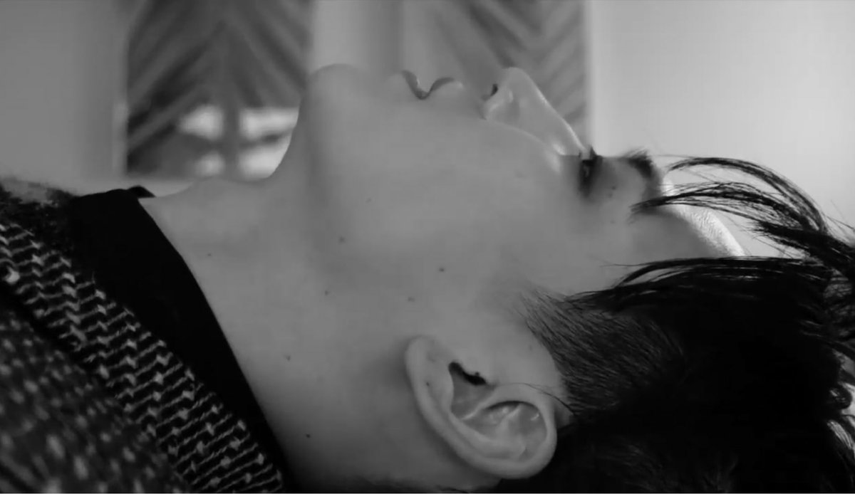 fanatic_got7_'s tweet photo. The man that he is 🖤 https://t.co/VkIZarhxXt