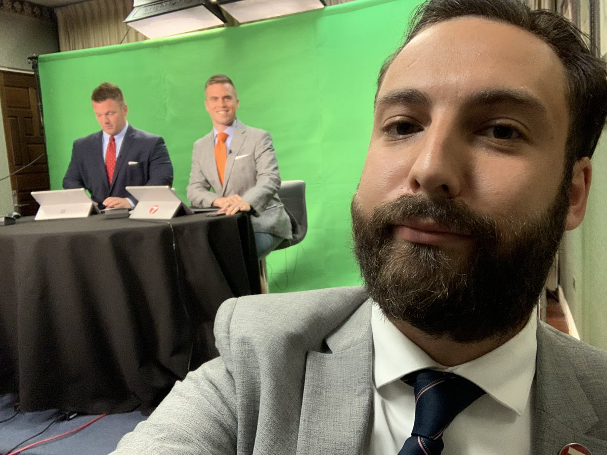 JoeParrisTV's tweet photo. The Friday night bbbbboys on @KTVB https://t.co/Q1QXHJF5sE