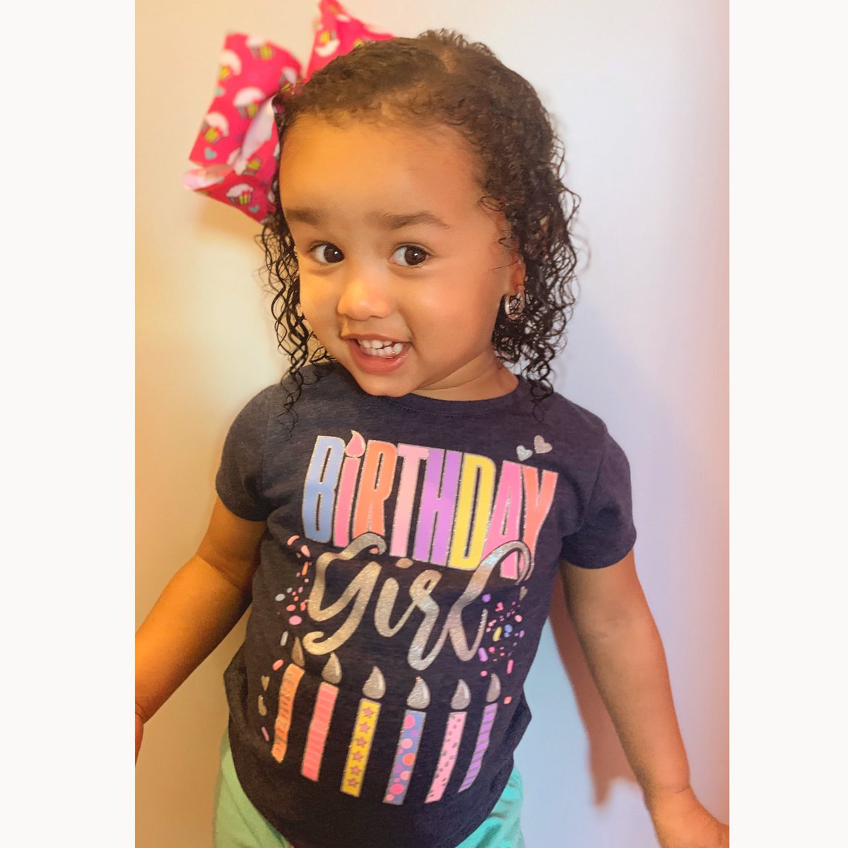Haslin_Mary's tweet photo. Birthday girl 🎈 https://t.co/dZPQVBpc07