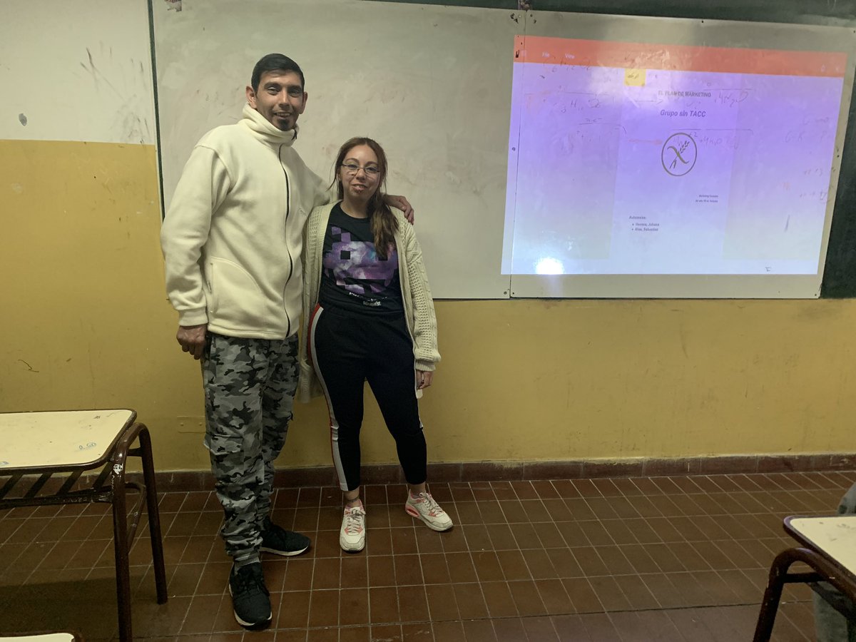 RAlfredoDLV's tweet photo. Grupo sin TACC #mk2019 #ISTEEC https://t.co/1yeGQBSh1j