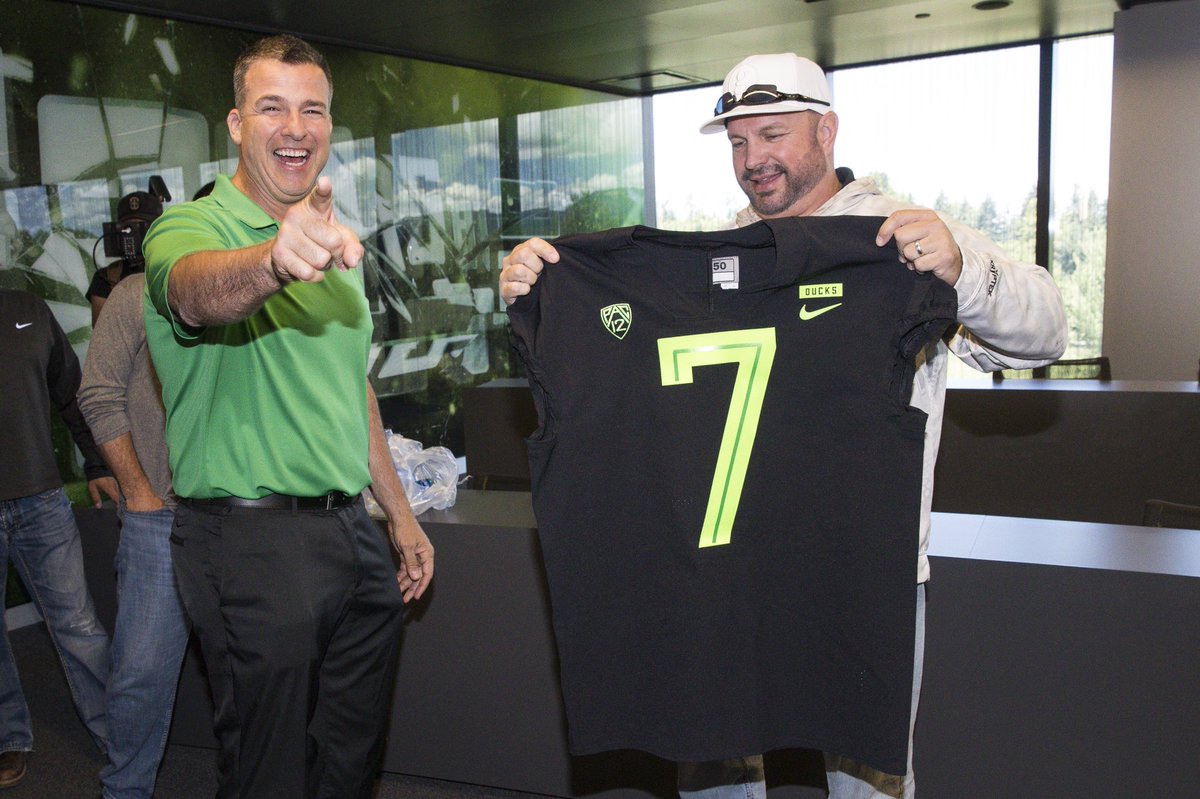 garth brooks football jersey