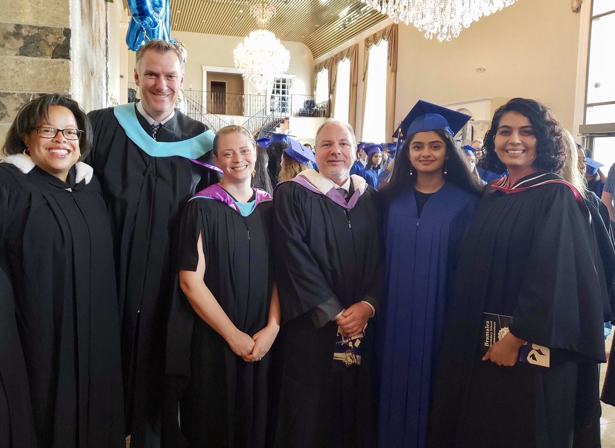 Sara Singh tweet media