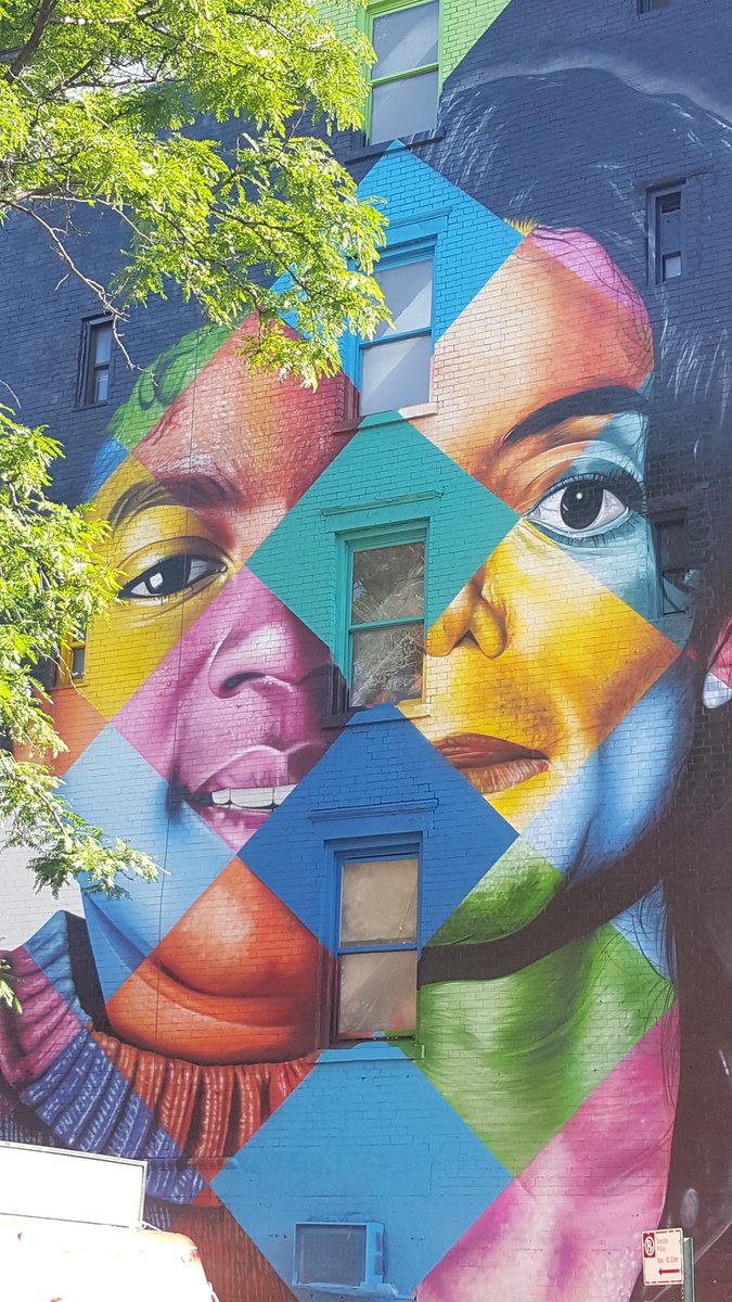 DefinitelyRAN's tweet photo. Saw this and was like #DefinitelyAmazing #MichaelJackson https://t.co/ypSmj2X22r