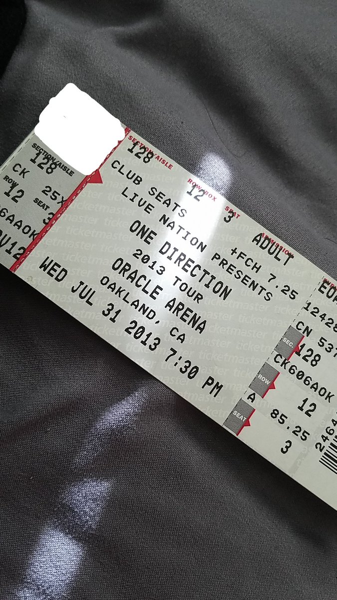 Mates1d's tweet image. 6 years later I still have this... ❤❤❤ I love you @onedirection @Harry_Styles @HSHQ @Louis_Tomlinson @LTHQOfficial @LiamPayne @NiallOfficial @zaynmalik #OneDirection #onedirectiontour #onedirection2013