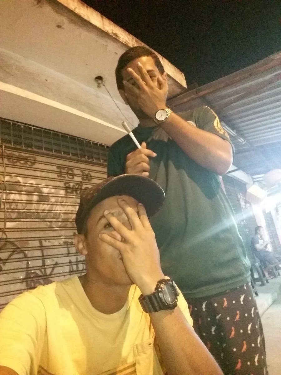 Dmarlao45's tweet photo. Meninos de ouro 😡⚽
Cara de Gato e Du Balão 🎈🎈 https://t.co/cvEhzqi0pI