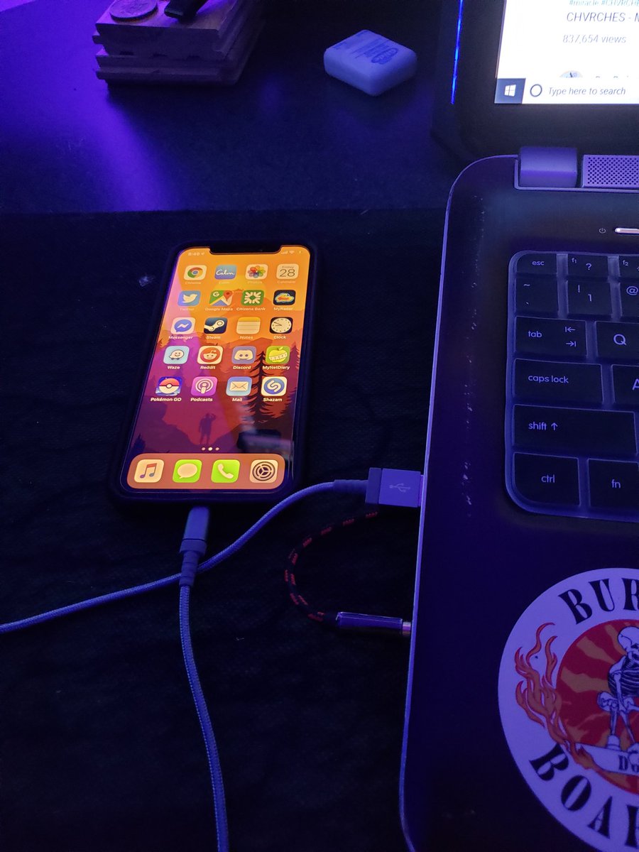 Rickywinterborn's tweet image. It’s moments like this (when I’m syncing with #iTunes ) that I remember my #iPhone is really just an #iPod with a cell connection. 44GB of music: still the majority of storage, ya it’s an #iPod still #nostalgia #gatekeeping ⁦@Apple⁩ really hooked us #millenials from day 1.