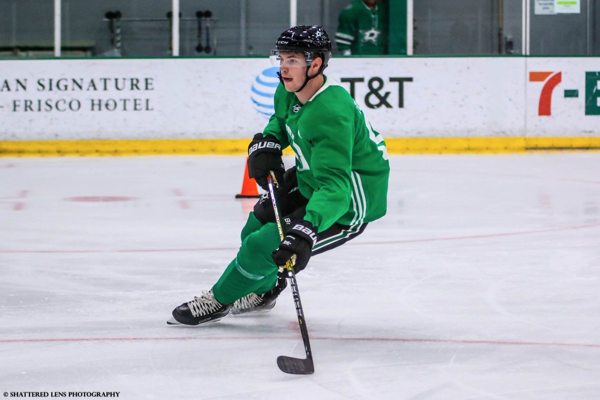 ShatteredLensTX's tweet photo. Jerad Rosburg was one of a select few invited players to receive an invite to #StarsDevelopmentCamp. Rosburg currently plays for @MSU_Hockey. https://t.co/Y3CrYYpkat
