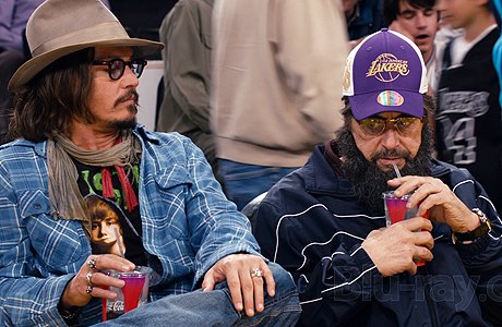 Jack & Julie ( cameo)i had never noticed the "Bieber" t-shirt