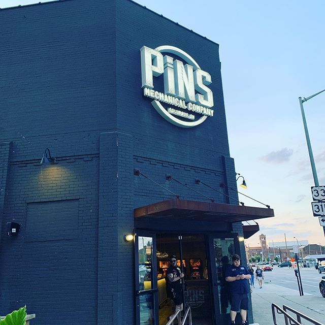 Looking for a eventful Friday night, you should come to Pins Mechanical Company downtown. They have everything from fun filled games, to tasty beers. Definitely a great summer hangout! ☀️#beer #summer #memiores #fun #patio #happy #local #television #onac… ift.tt/2IZGPEt