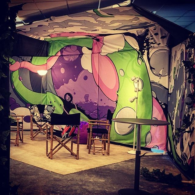 GrapevineWall's tweet image. Your stage awaits. For all those who have something important to say. Consider this your Ted Space. Come share what you have to say at the Flow Space #flowspace ift.tt/2FFevVN