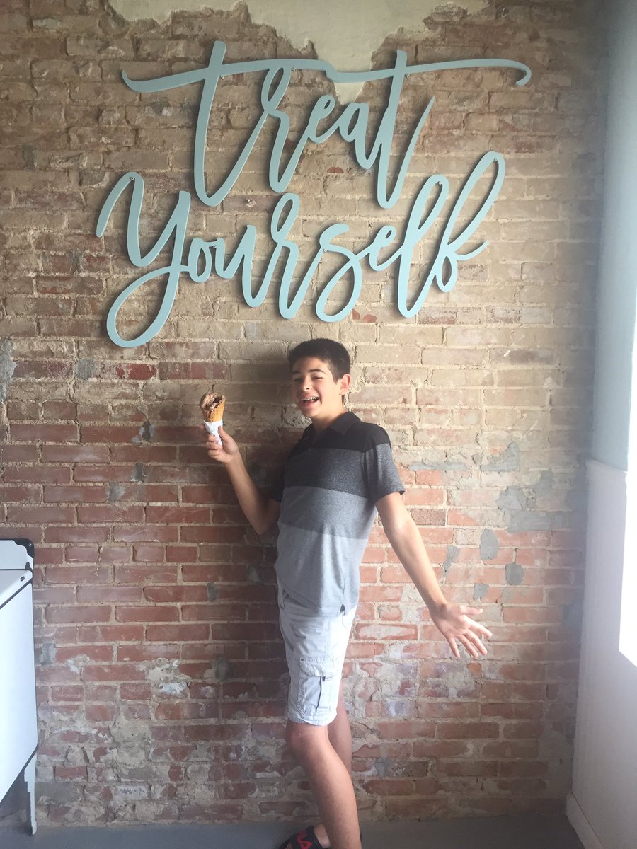 kjacobs2902's tweet photo. I couldn’t be more excited for this sweet family and their new business! They have ice cream, flavored popcorn, sodas and waters, and will start serving donuts tomorrow morning! Stop by the Main Street Emporium the next time you’re in downtown Royse City! 😋 https://t.co/wwJ4zcws0F