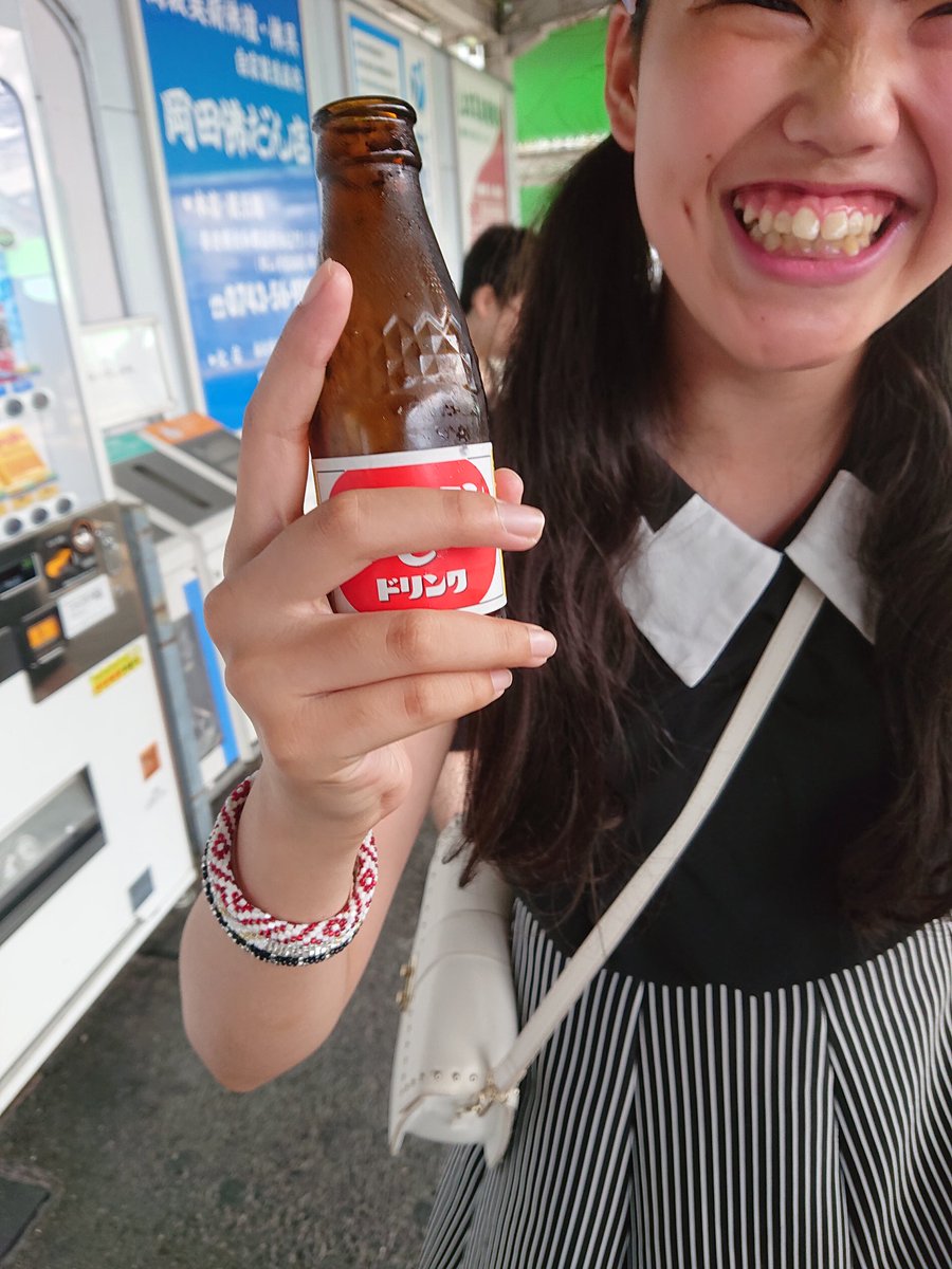 natsuki_k0609's tweet photo. ナツキだよーー
今日は #お勉強
#テスト前 だけど
#おべんきょう ファッションショーを見に行ってきまぁーす♡(๑′ฅฅ‵๑)
#コシノヒロコ #getyourstyle https://t.co/nmTjTADYZC