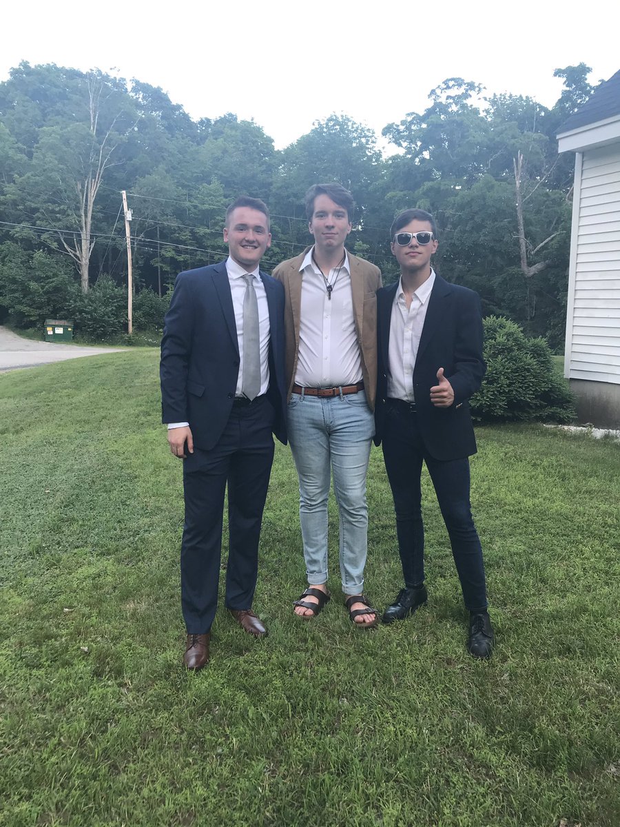 mafiamediaNH's tweet photo. Past, present, and future Astro Mafia leaders (left to right).
First tweet as the new leader. let’s ride mafia. https://t.co/mKurP3Fv93