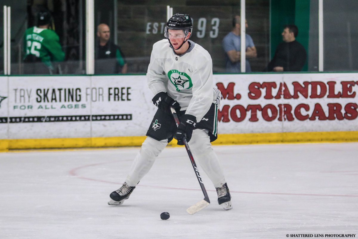 ShatteredLensTX's tweet photo. Thomas Harley (@t_harley48) was selected 18th overall by the @DallasStars at the 2019 NHL Draft. Harley recorded 58 points last season with the @OHLSteelheads. #StarsDevelopmentCamp https://t.co/upAAzaKZTd