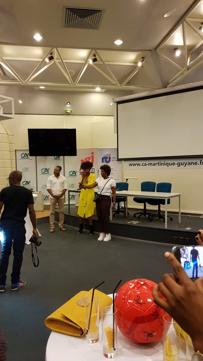 KjbBaptiste's tweet photo. Alwego Martinique @Alwego partenaire de Martinique Sumer games @MartiniqueGames et de tous ses champions s la rencontre de nos futures talents. Soirée de lancement au credit agricole mercredi 26 juin 2019. Bravo à Leslie Ardon pour la deuxième édition de ce projet ambitieux https://t.co/MxFxkKn41O