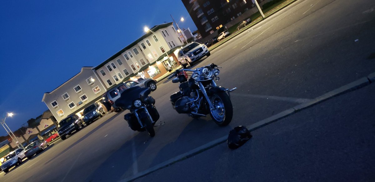 MisfitRiders's tweet photo. Great ride tonight. #Nanny #Cigars #Beers https://t.co/f0dGjEqd7A