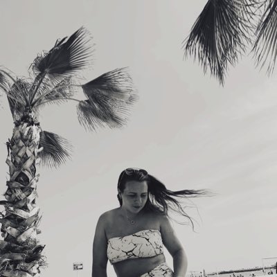 __daisss__'s tweet photo. #NewProfilePic https://t.co/4spbFnSTuq