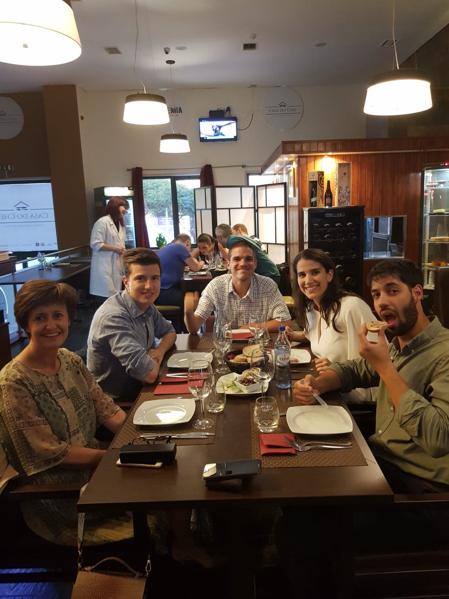 SPAPatologia's tweet photo. Escape Dinner 🥂 Programa Social do Encontro Nacional de Internos!  #ENI #NISPAP #SPAP https://t.co/CiY2l4q9uo