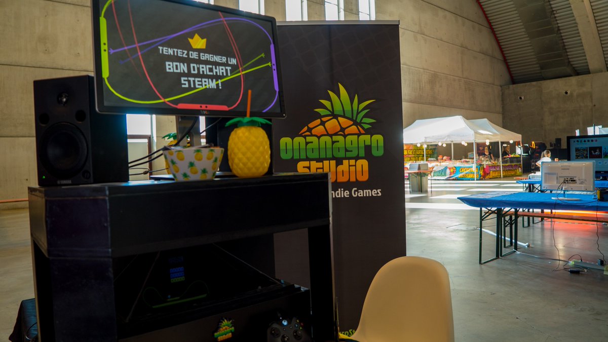 AY'EST ! 
On est confortablement installés à <a href="/SummerGeekFesti/">Summer Geek Festival</a> , prêts à vous recevoir ! 
Passez donc sur le stand <a href="/Technocite/">Technocité</a> si vous voulez avoir une chance de gagner un bon d'achat Steam et tester notre tout nouveau rework de BUMP3 !
#Indiegame #belgiangamesindustry #gamedevs