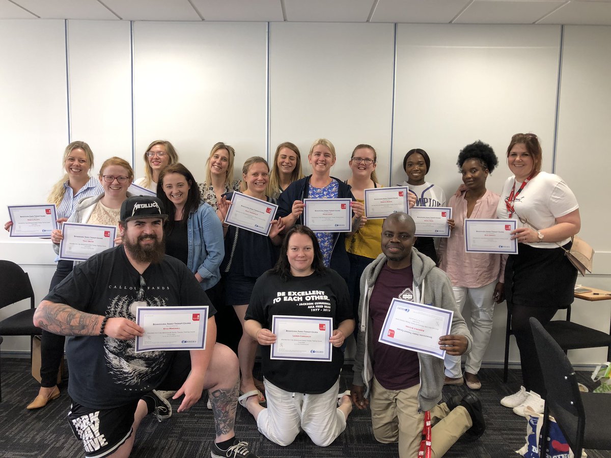 HeidiHammersley's tweet photo. Introducing us ! March โ17 Mental Health Nurse Students #MHNstaffs @StaffsUniHSC trained and ready to share our evidence based BFT skills and help bring families together ๐#meridenfamilyprogramme #proudtobestaffs #StNProject @Zelina76 @louisa_alderson https://t.co/9CQCA7kI0j