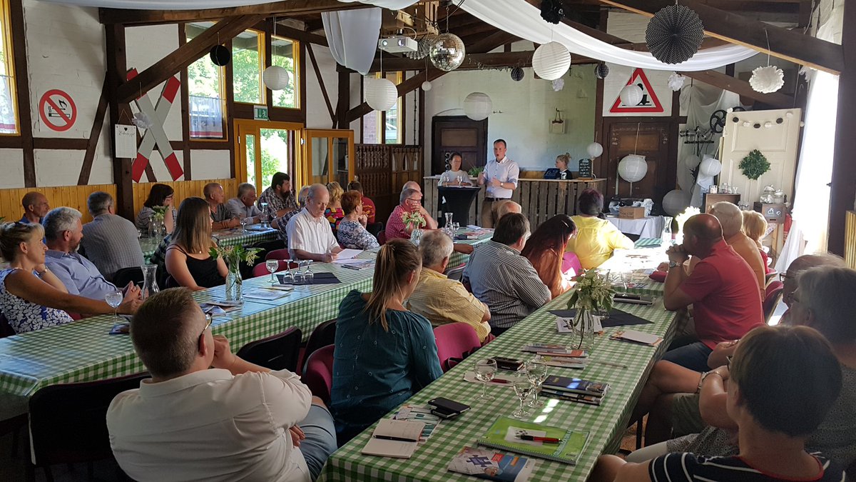Buehlandreas's tweet photo. Zu einem Vereinsnetzwerktreffen hatte ich im Rahmen der “Vor Ort Zuhause” Aktion der @cdu_fraktion_th nach #Manebach eingeladen. Sich kümmern ist mein Motto. Dazu gehört für mich viel Hilfe für Vereine, damit die Gemeinschaft funktionieren kann u unsere Region lebenswert bleibt. https://t.co/xSV7GpRQiP