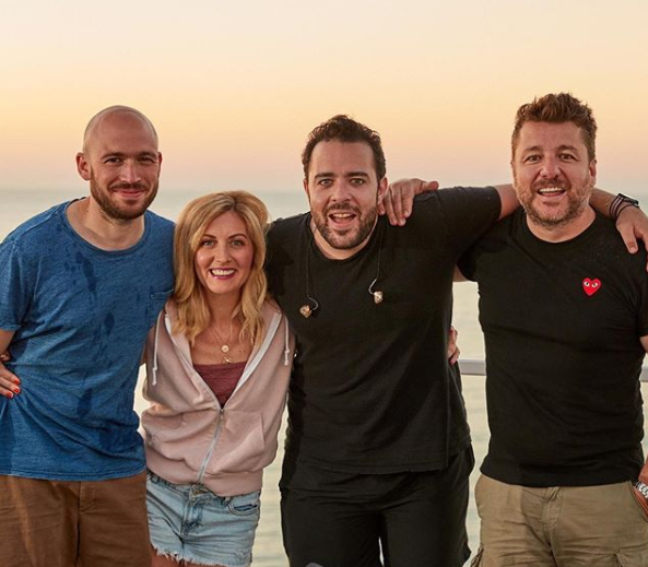 On était à Ibiza pour la dernière émission de l’année de <a href="/BRUNOFUNRADIO/">BRUNO SUR FUN RADIO</a> avec toute la team <a href="/funradio_fr/">Fun Radio France</a> ! 🔥 Dj set, plage, directs des émissions, c’était le feu ! 🍉 On vous sortira des itv de l’équipe avec <a href="/BRUNOFUNRADIO/">BRUNO SUR FUN RADIO</a>  @ChristinaNININI <a href="/Elliotoff/">Elliot Chemlekh</a> <a href="/Vacheeeer/">Grégory Vacher</a> ❤️ #funradioibiza