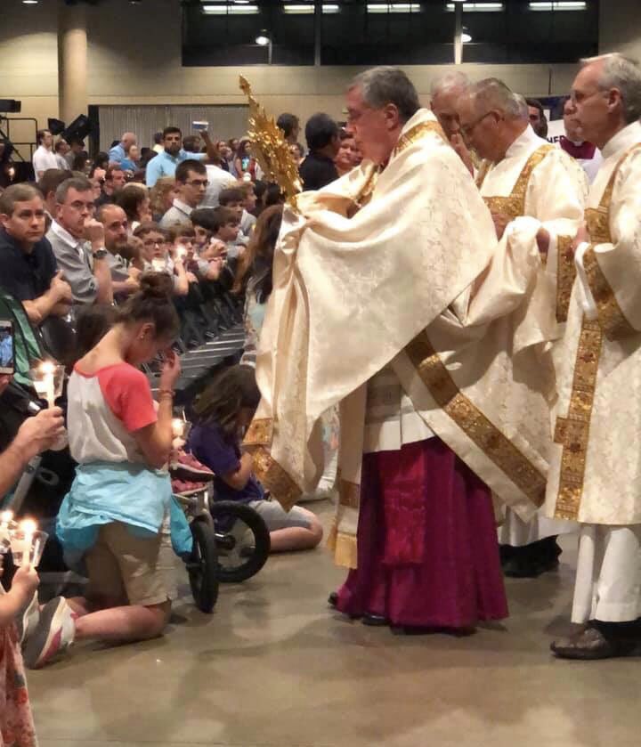 Bishop Baker gives a benediction at <a href="/BJCC/">BJCC</a> tonight #bhmec2019