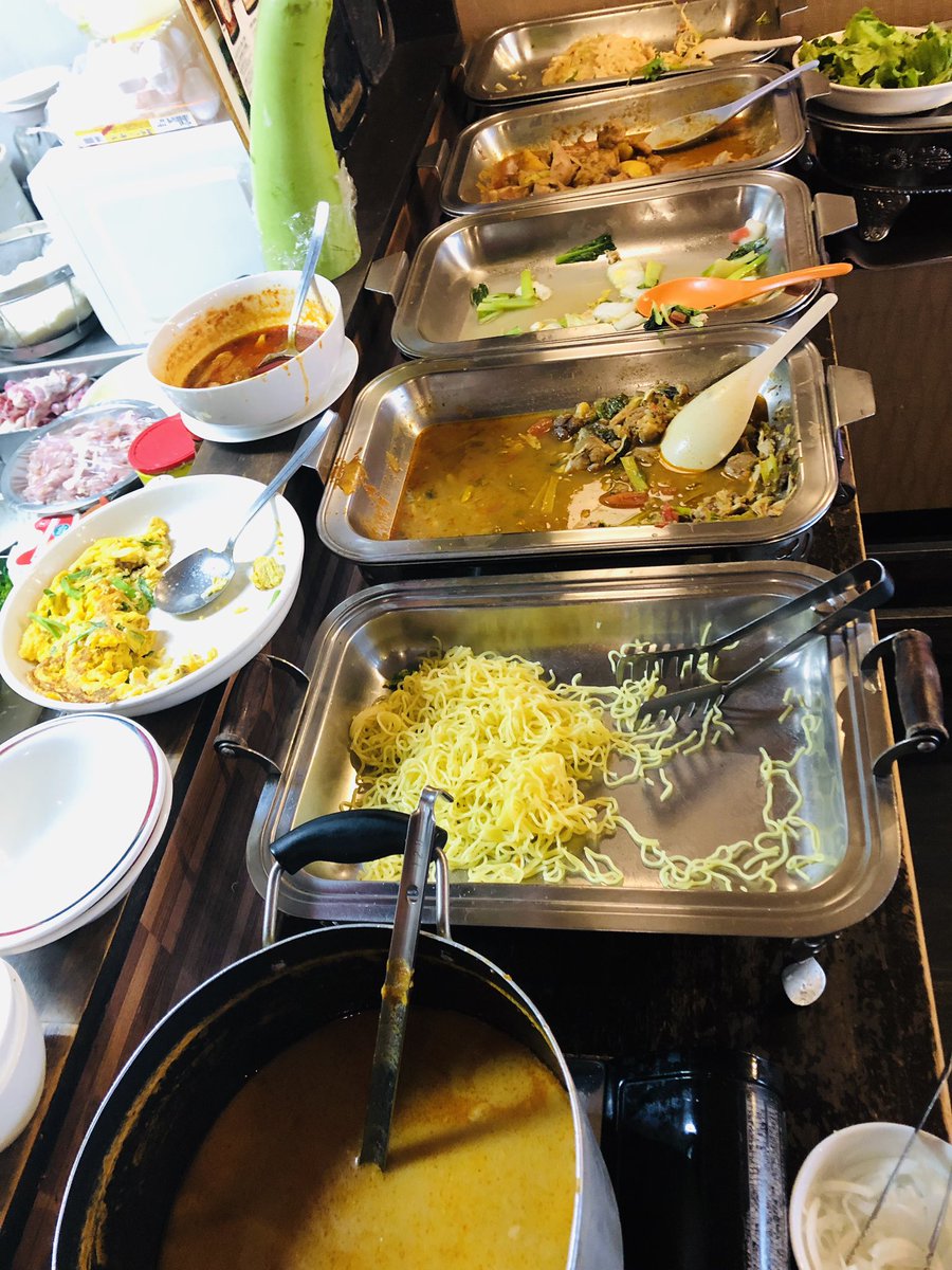 室橋裕和 新刊 ルポ新大久保 発売中 ミャンマー人に教えてもらった ミャンマー料理ランチビュッフェの店 1080円で食べ放題 なんだけど どれも美味しい とくに手羽とトマトの煮込みよかった お客も近くに住むミャンマー人ばかりで和やかな雰囲気 高田 室橋裕和 新刊 ルポ新大久保 発売中 ミャンマー人に教えてもらった ミャンマー料理ランチビュッフェの店 1080円で食べ放題 なんだけど どれも美味しい とくに手羽とトマトの煮込みよかった お客も近くに住むミャンマー人ばかりで和やかな雰囲気 高田