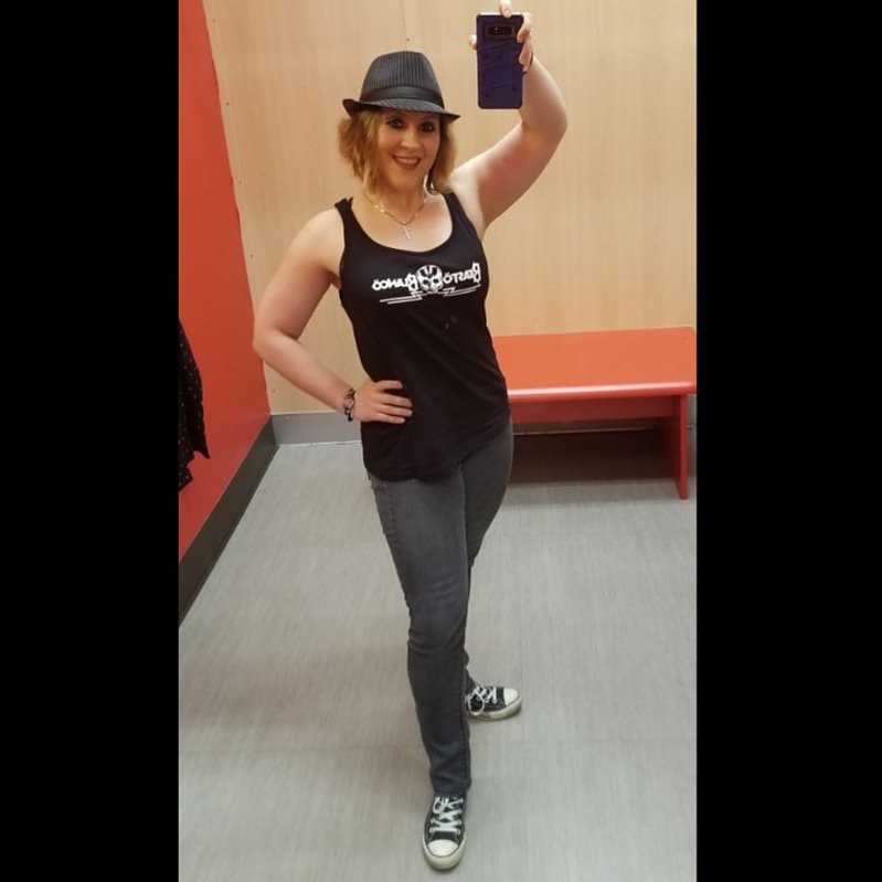 fedora_drummer's tweet photo. My shirt finally came in & I wore it for the first time today...a band I've come to know & love... @beastoblanco !!🐺
#beastoblanco #loyalbeasts #support #goodpeople #bandmerch #styling #strikeapose #vogue #lightscameraaction #drumlife #drummergirl #bewarethesnare #fedoraforever https://t.co/2fNRFyWT1g