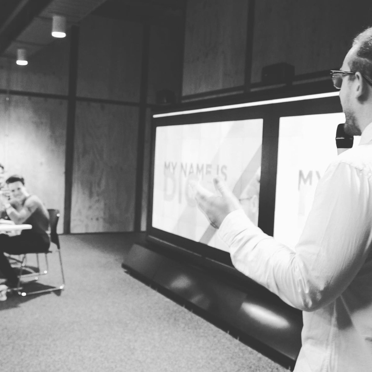 plug_everything's tweet image. Getting our keynote on the other night for the DLF meet up in Brisbane. Thanks for having us! Ps get ready @nodefest the practise has begun @plugineverything @aescripts #keynote #plugineverything #nodefest