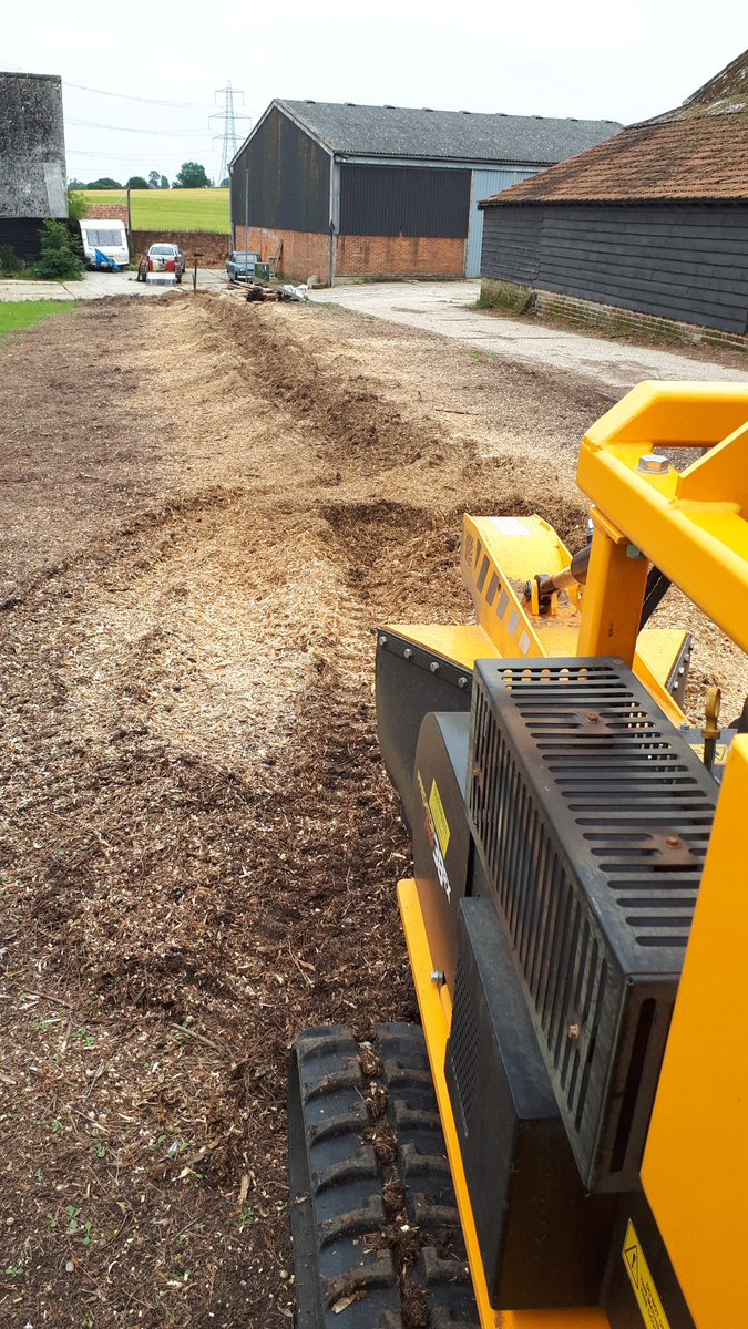 70 conifer tree stumps removed near Gestingthorpe, Sudbury.
#Essex #TreeSurgeon #treestumpgrinding #treestumpremovals …