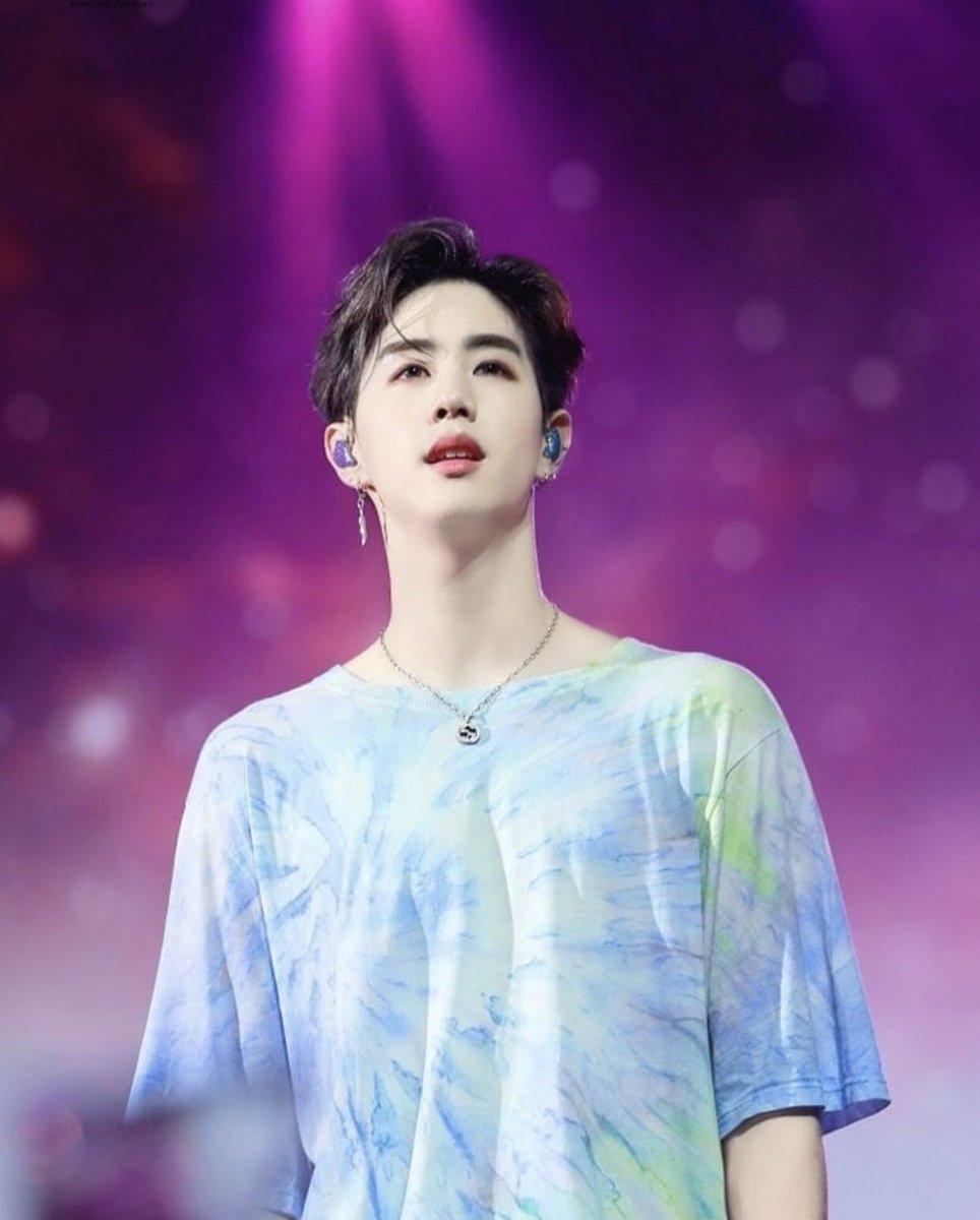 mming1993's tweet photo. เทพบุตรจุติ ใจบางมากเลยค่ะหลัว❤️💋 #MarkTuan https://t.co/lGBrObA8EN