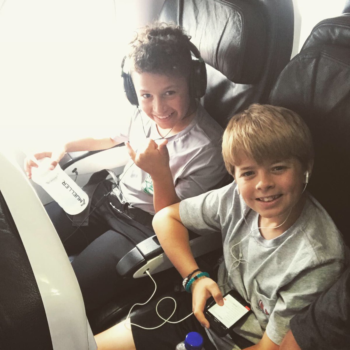 TeamWA_Lax's tweet photo. Char have landed in the OC for the #3driptide  lacrosse tourney. The weather looks to be great, the friendships are getting stronger and the fun is expected to be stellar #charnation #walax https://t.co/MnnwhImfmn