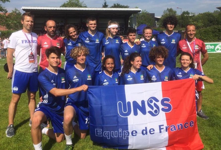Champions du monde 🏆
L'équipe de France 🇫🇷 <a href="/unss/">UNSS_National</a> d'Ultimate #flyingdisc remporte le 1er ISF au Mans ainsi que l'esprit du jeu 🥇
Bravo à toute la délégation tricolore 👍
#Respect #Valeurs #engagement #sport