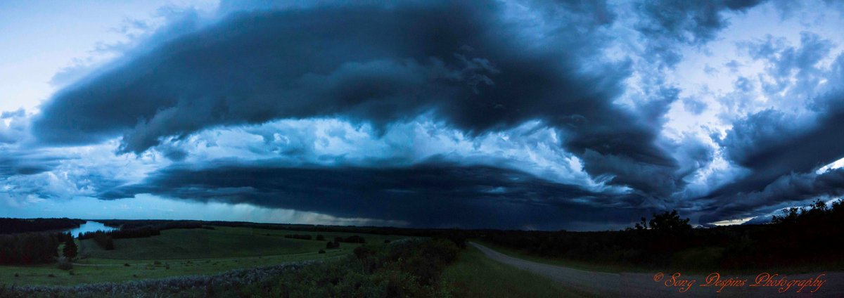 I ran out of the house tonight to capture a couple photos!  #WOW #ABStorms #ABWeather