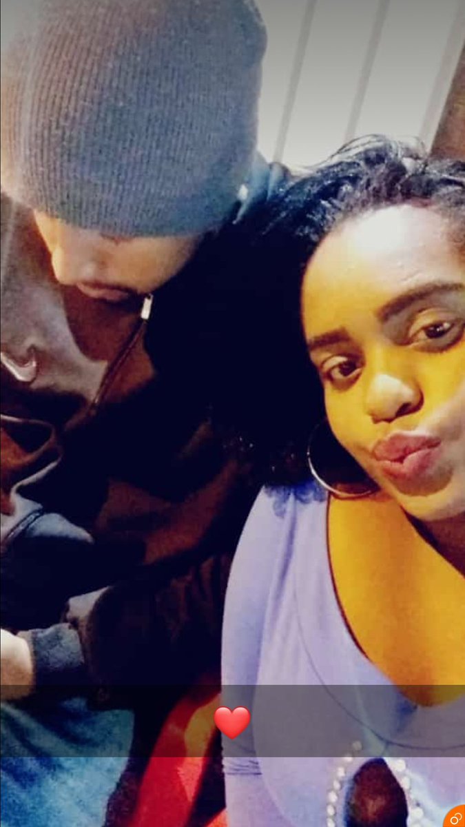 OrlandoJ212w's tweet photo. Não troco por nenhuma embalada, mulher de vdd e outro pique tá em todos os momentos cmg. Meu amooor 💏❤❄
#Booanoiteee👪❤ https://t.co/ZdgyrDSo1S