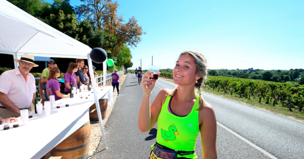 wikiVinum's tweet photo. In Francia c'è la maratona dove si beve vino e si mangia formaggio
https://t.co/n1Rdxjlxa8 https://t.co/wF2l7zdnfY