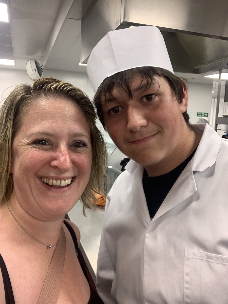 BethanyFood's tweet image. Huge congratulations to Dylan for graduating from the @Westking Young Chef Academy today. I attended a spectacular lunch and met some fabulous people and aspiring young chefs.
#SavoyEducationalTrust #AmazingFood #ChefInTheMaking @BethanyPengelly